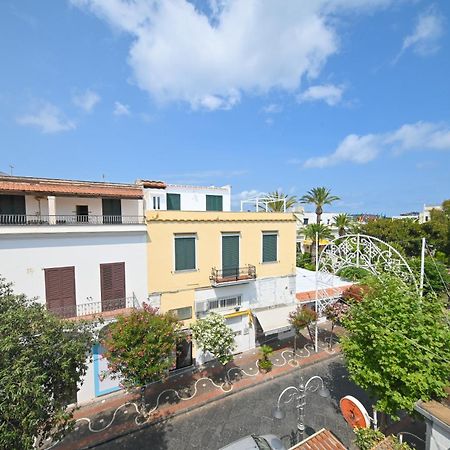 Villa Diana - Beach & Rooms Иския Екстериор снимка