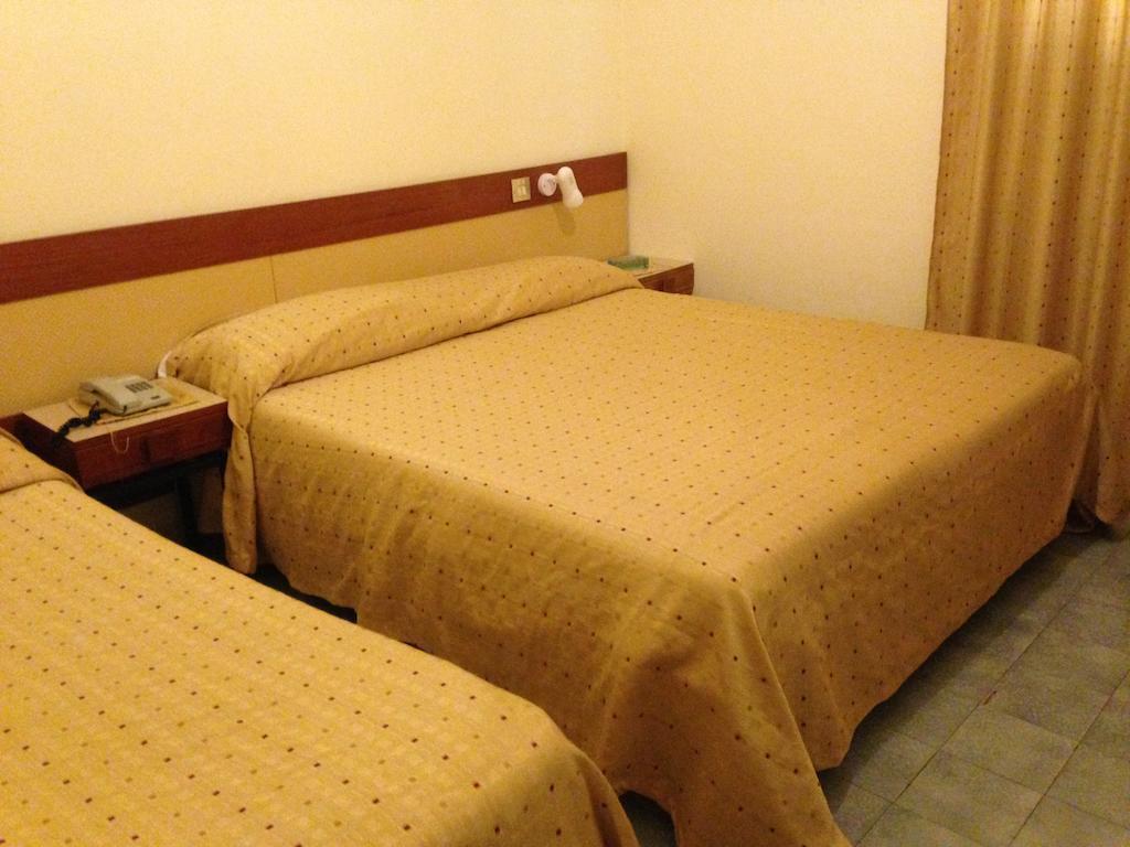 Villa Diana - Beach & Rooms Иския Екстериор снимка