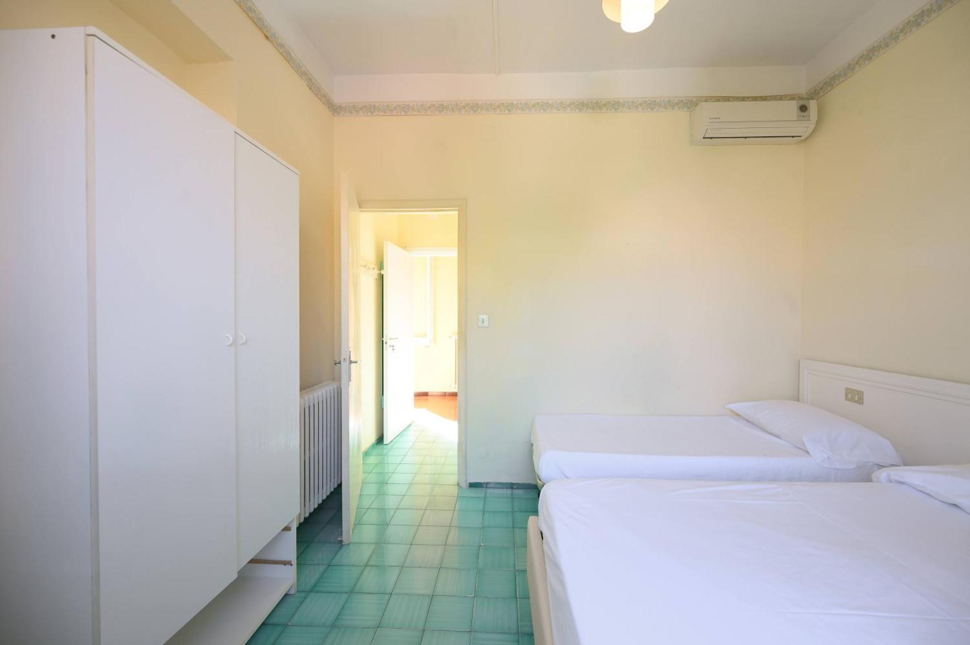 Villa Diana - Beach & Rooms Иския Екстериор снимка